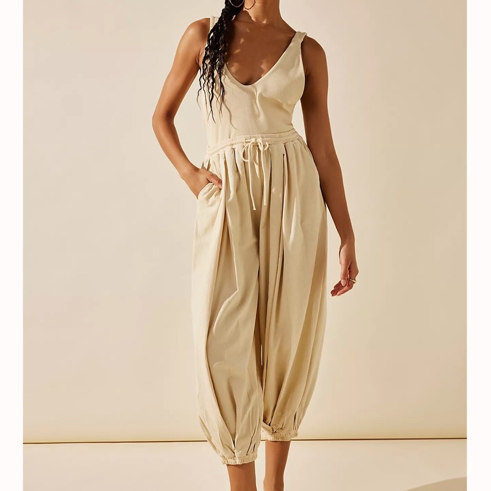 Free people Zon jumpsuit in color Dunes